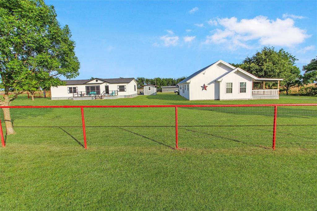 455 Hughes Cemetery Road Italy, TX 76651 - Photo 2 of 40 a view of outdoor space and yard