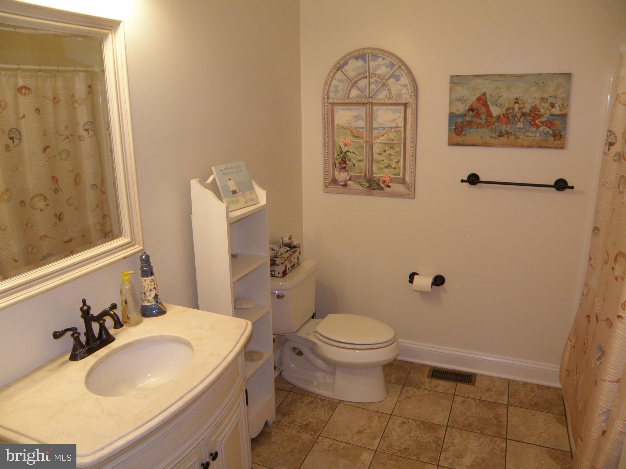 329 Steedman Point Road Pasadena, MD 21122 - Photo 7 of 30 Bath