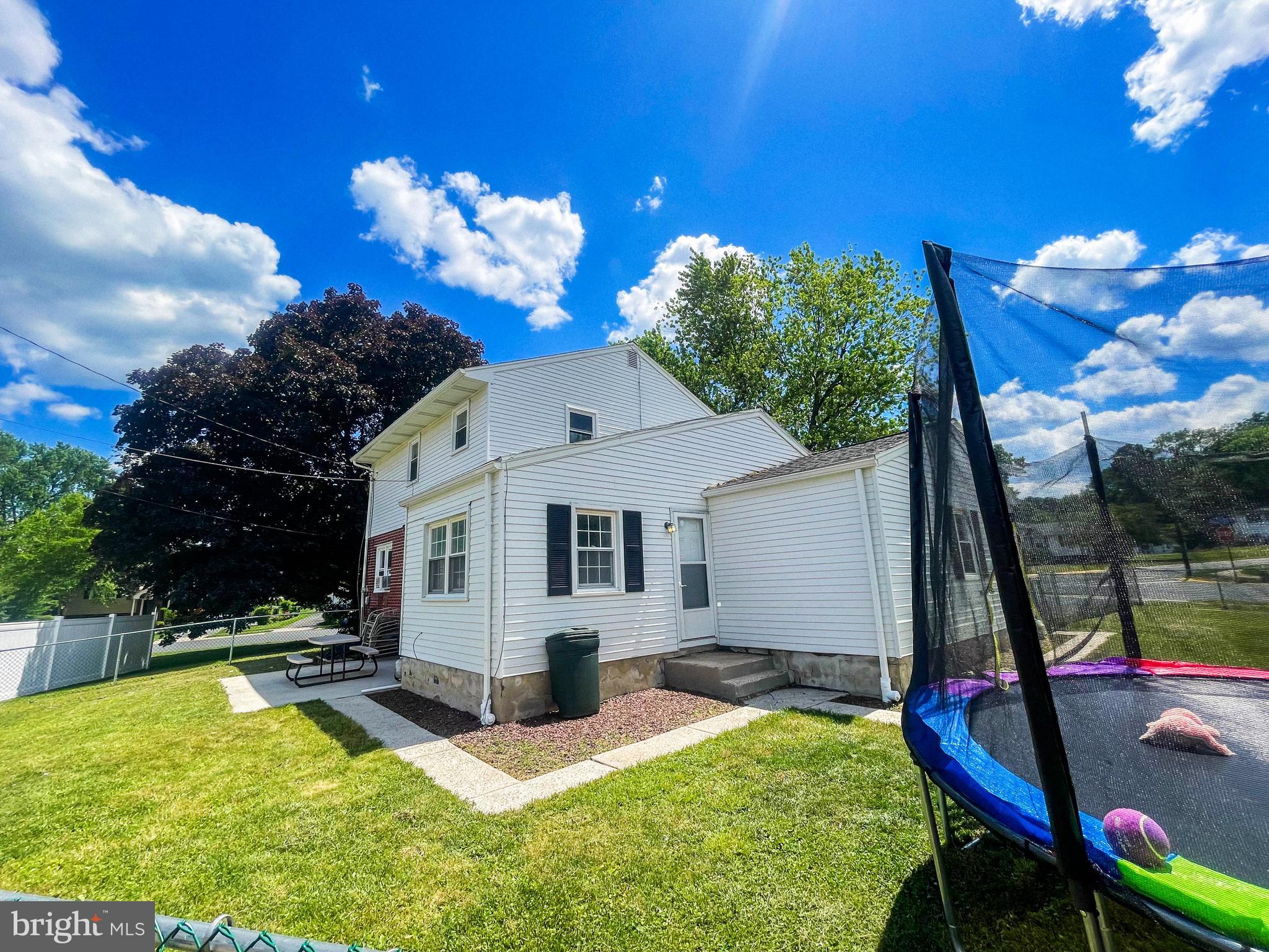 232 Shakespeare Drive Reading, PA 19608 - Photo 40 of 43
