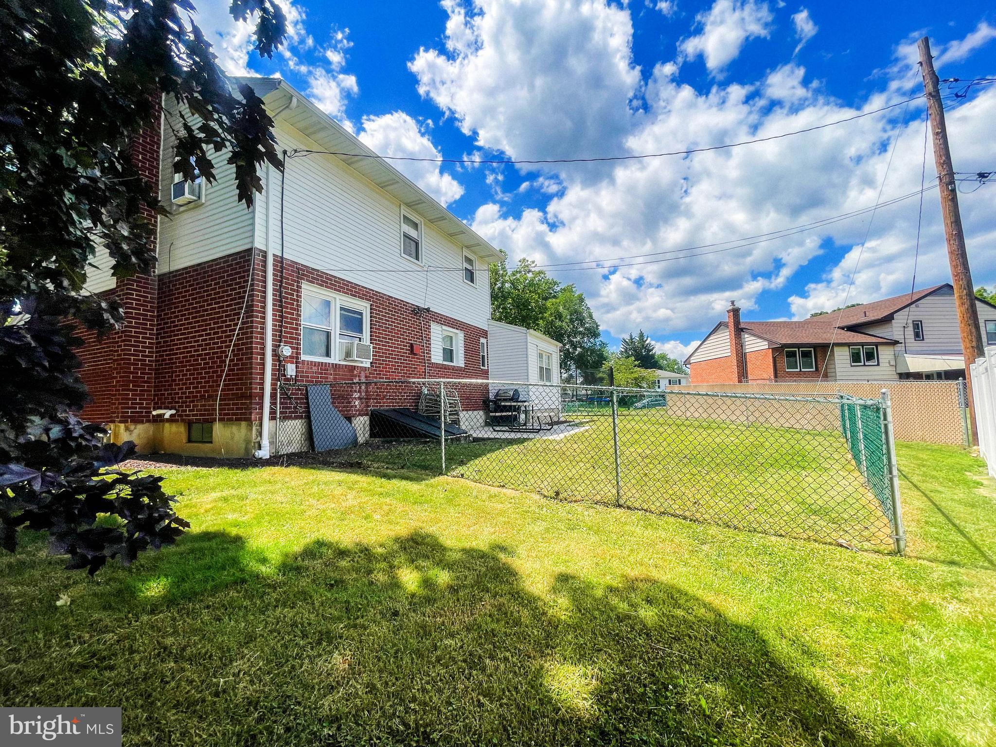 232 Shakespeare Drive Reading, PA 19608 - Photo 41 of 43
