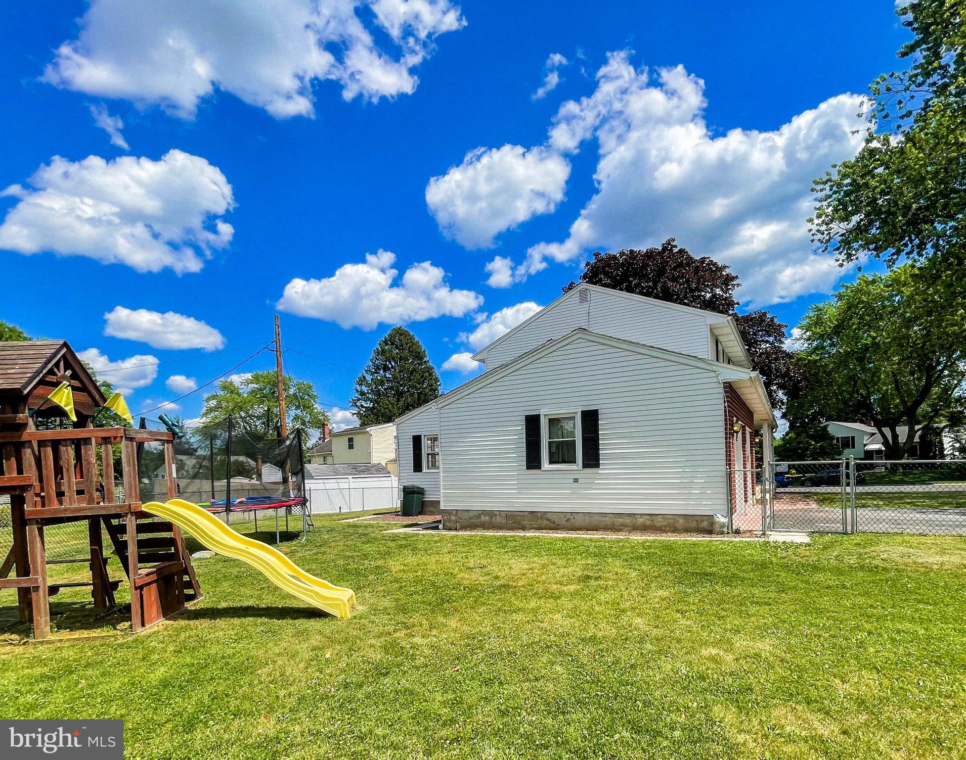 232 Shakespeare Drive Reading, PA 19608 - Photo 43 of 43
