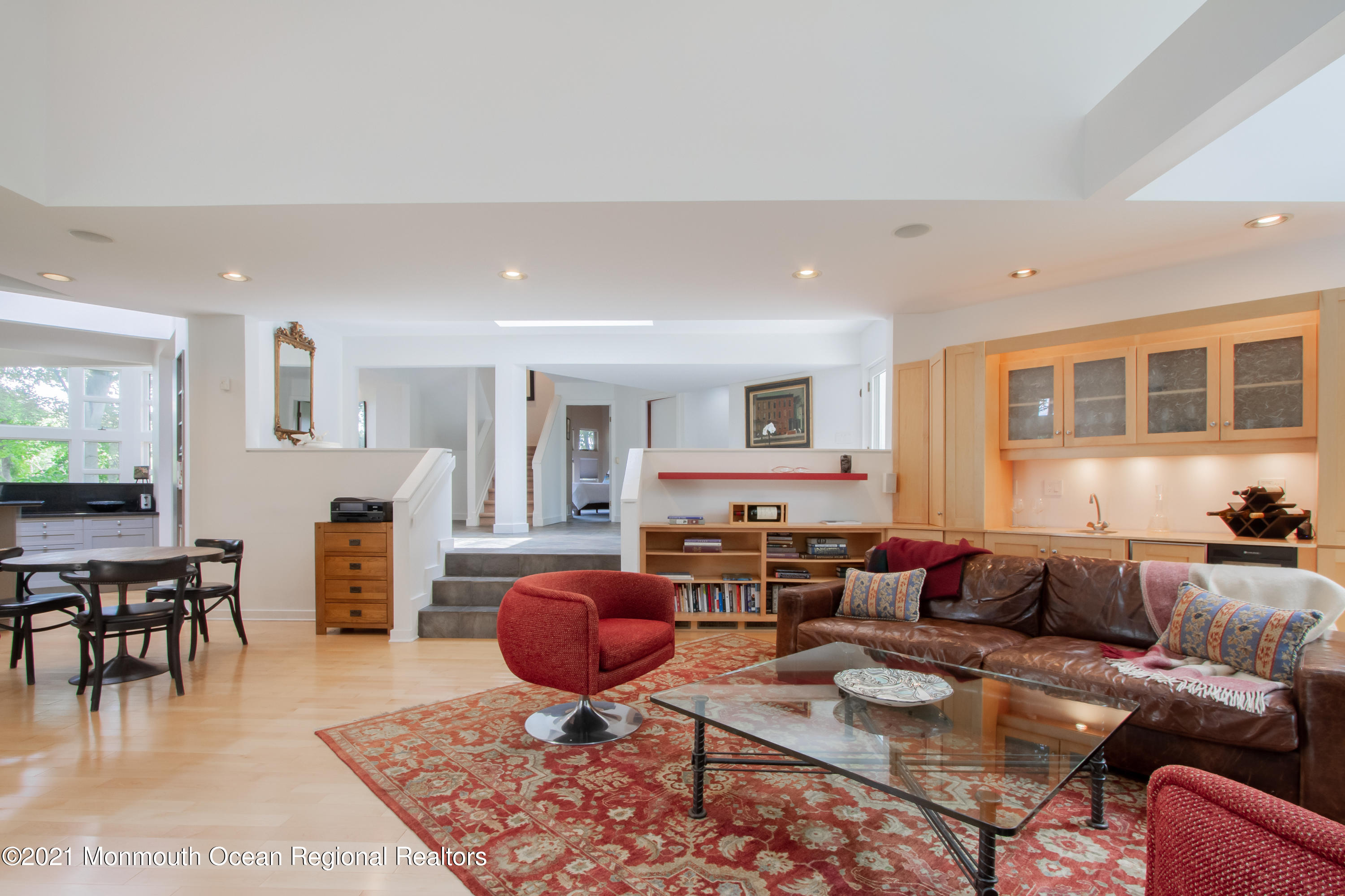 47 Club Way Red Bank, NJ 07701 - Photo 17 of 42 Family Room