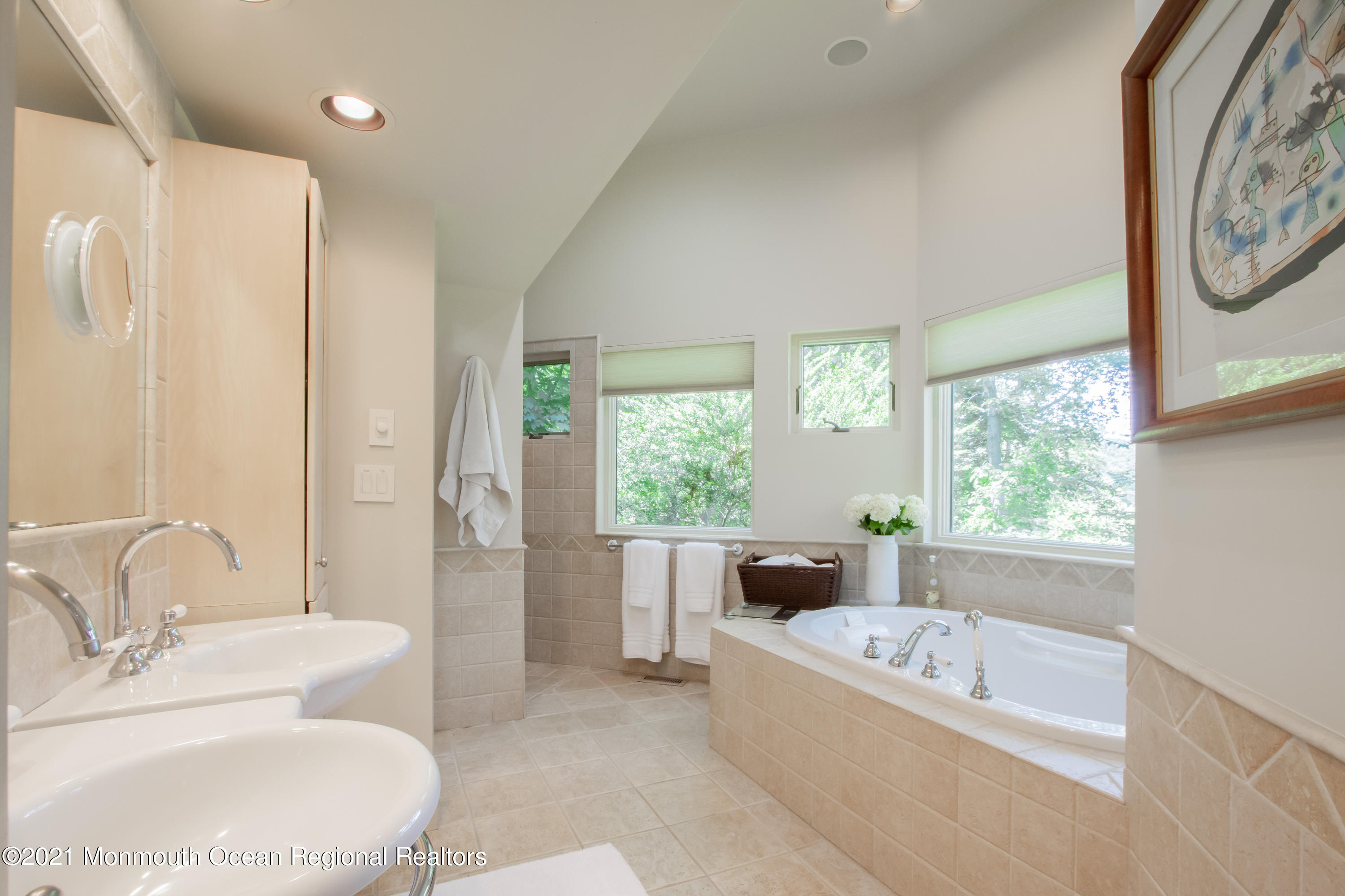 47 Club Way Red Bank, NJ 07701 - Photo 23 of 42 Primary bath