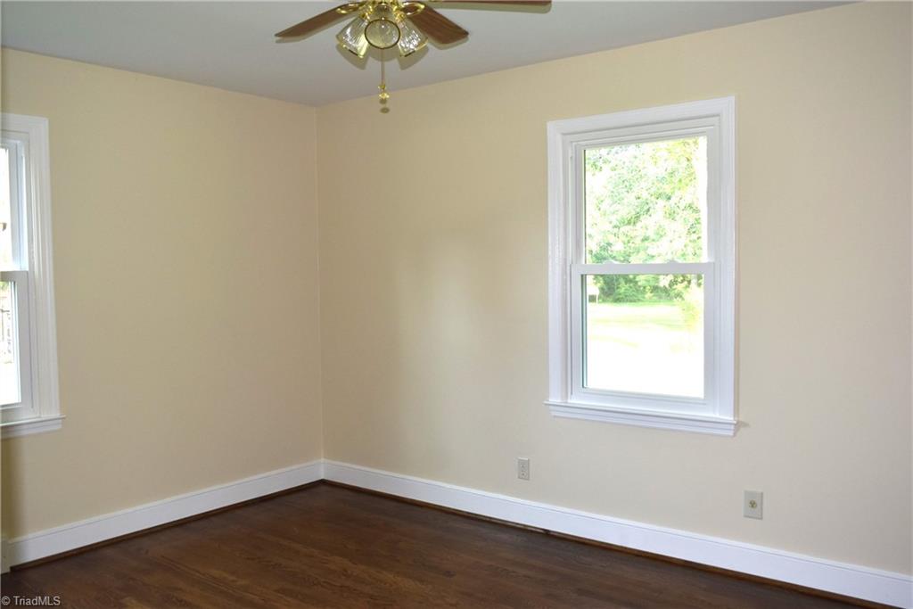 5402 Drake Road Greensboro, NC 27406 - Photo 7 of 11 Gallery Image 7