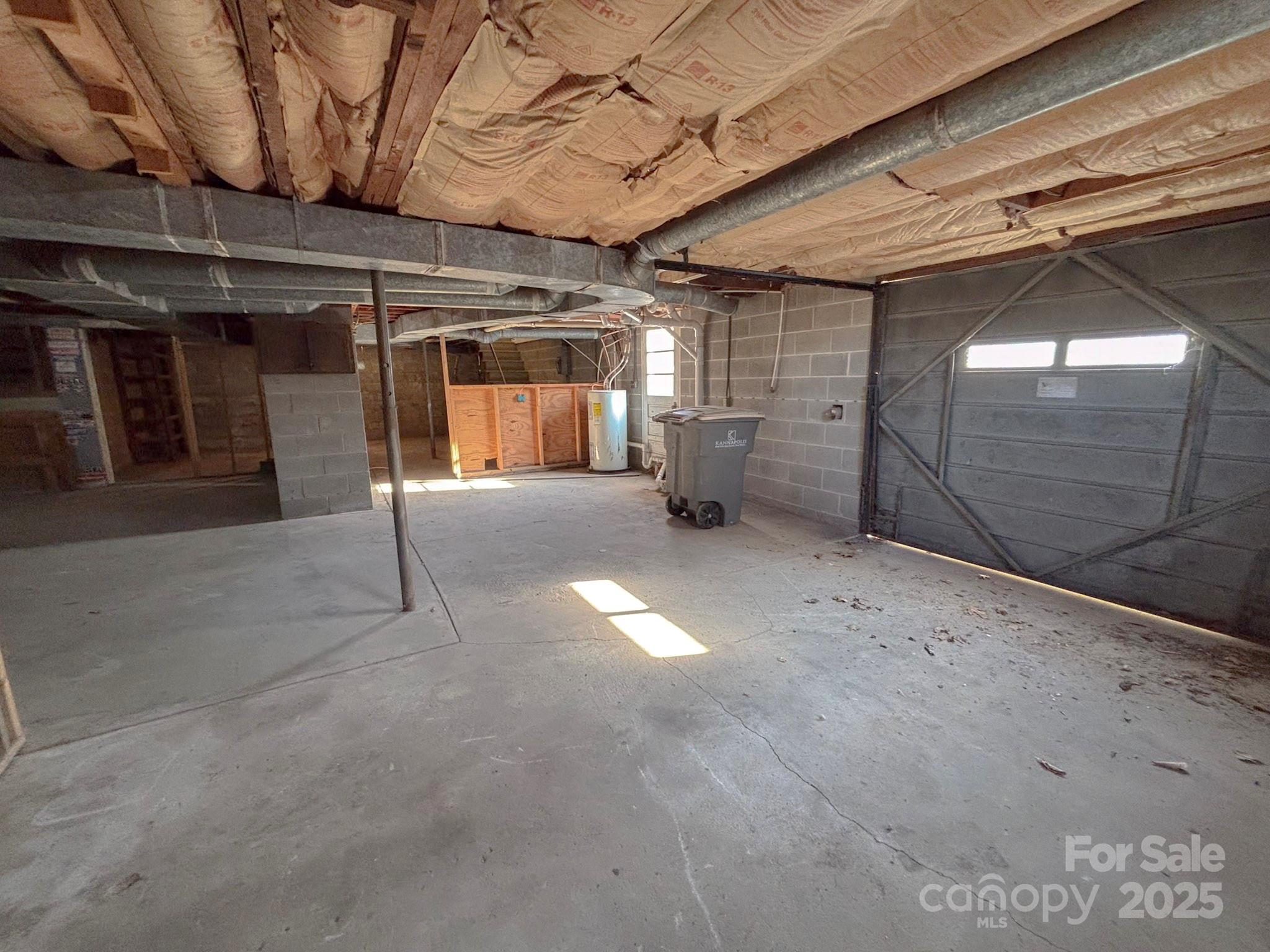 1117 Red Street Kannapolis, NC 28081 - Photo 31 of 48 a view of a room with gym equipment