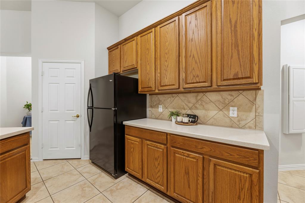 719 Scenic Ranch Circle Fairview, TX 75069 - Photo 12 of 37