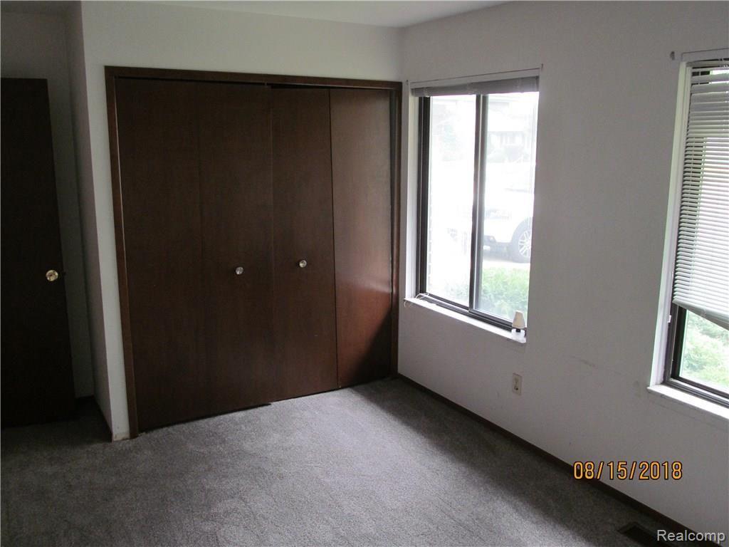 5241 Peekskill Drive Sterling Heights, MI 48310 - Photo 11 of 22 IMG_3073.JPG