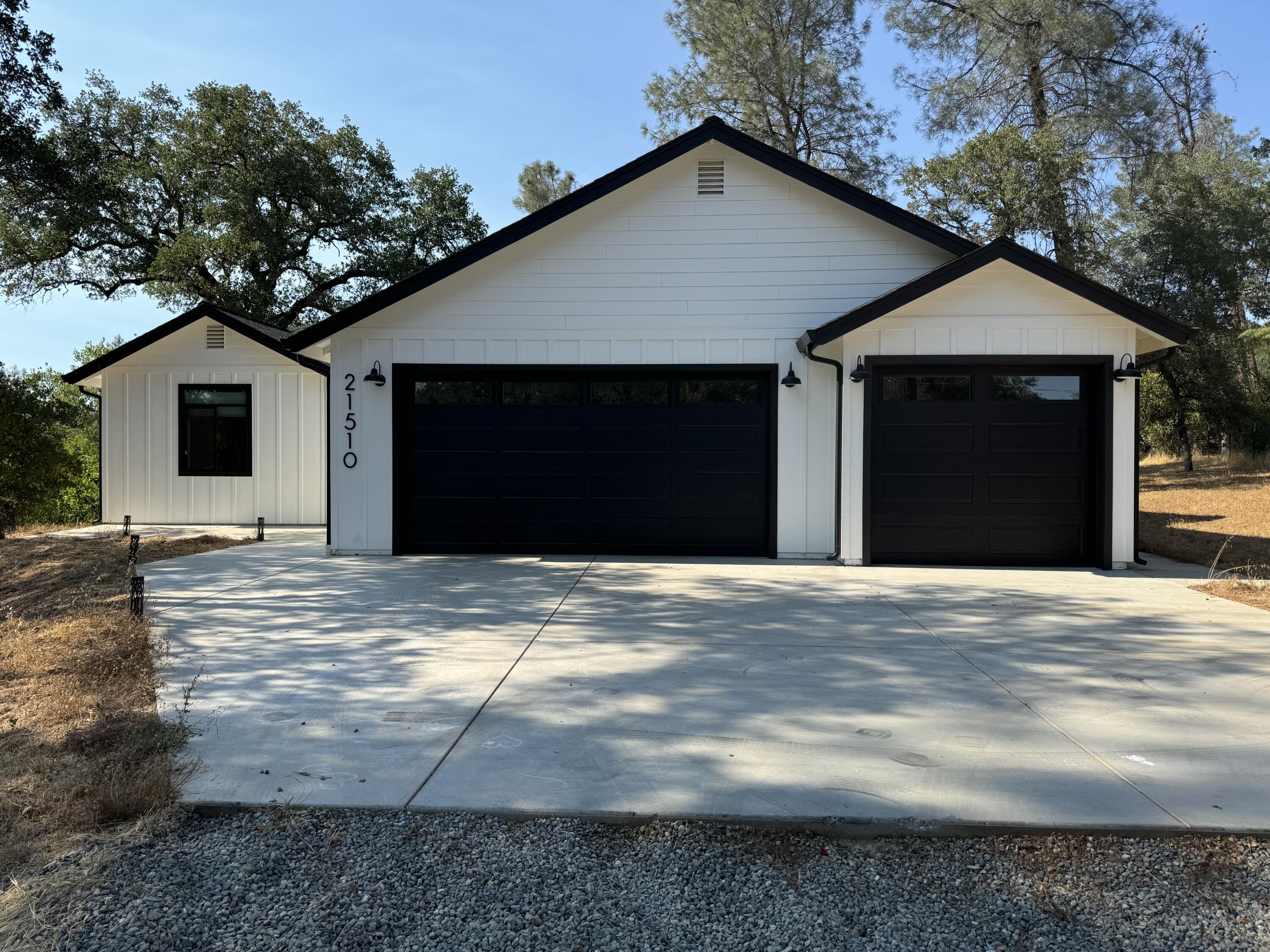 21510 Old Alturas Road Redding, CA 96003 - Photo 1 of 36 21510 Old Alturas
