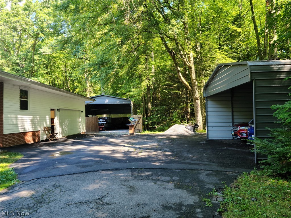 9671 Wolfe Road Windham, OH 44288 - Photo 5 of 13 Gallery Image 5