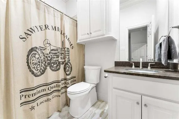 a view of a back yard of the house