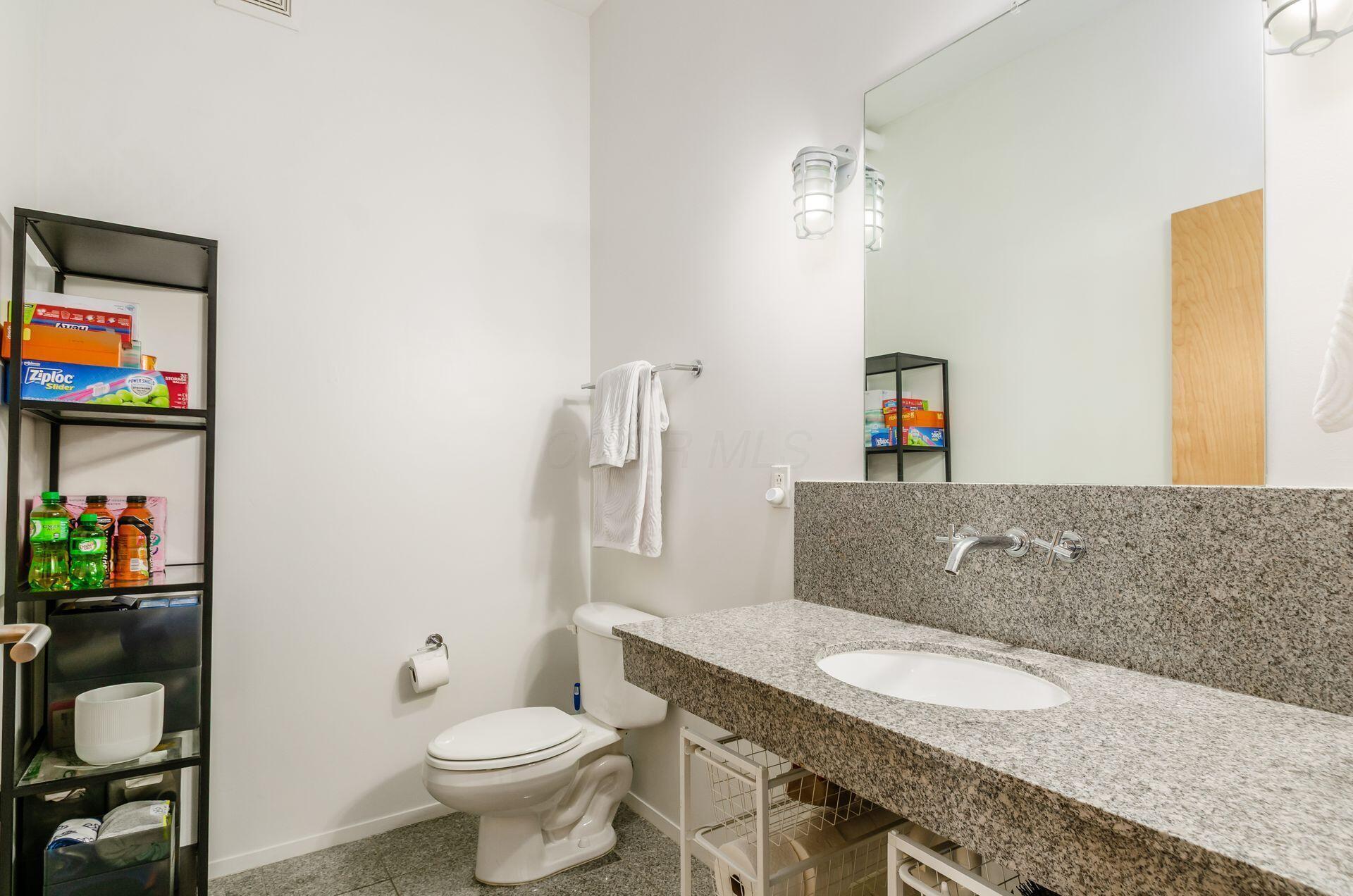 60 East Spring Street, Unit 503 Columbus, OH 43215 - Photo 13 of 49 008_60 E Spring St Apt 503021