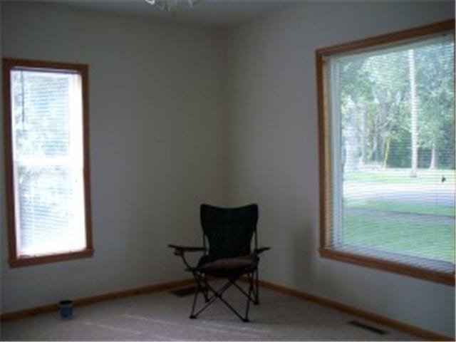 300 Fremont Street Spring Valley, MN 55975 - Photo 9 of 12 Gallery Image 9