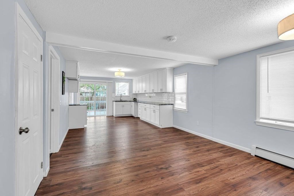 102 David Street Springfield, MA 01104 - Photo 19 of 40
