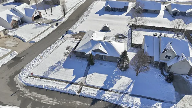 $289,900 | 1203 Monte Carlo Drive, Huntertown, IN 46748