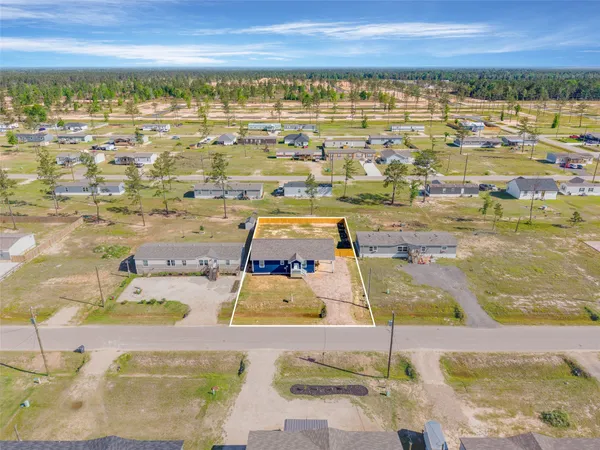 $1,500 | 18473 Novarra Drive, Conroe, TX 77306