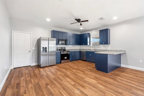 $1,500 | 18473 Novarra Drive, Conroe, TX 77306