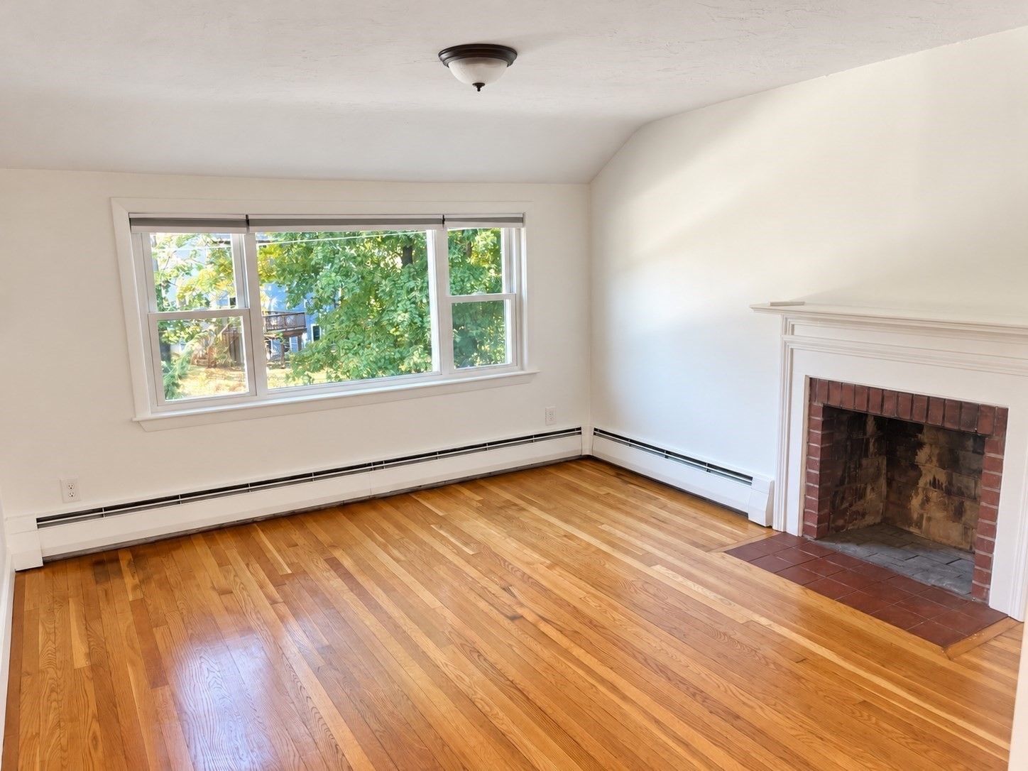 7 Kinsley Road, Unit 3 Acton, MA 01720 - Photo 4 of 11 Gallery Image 4