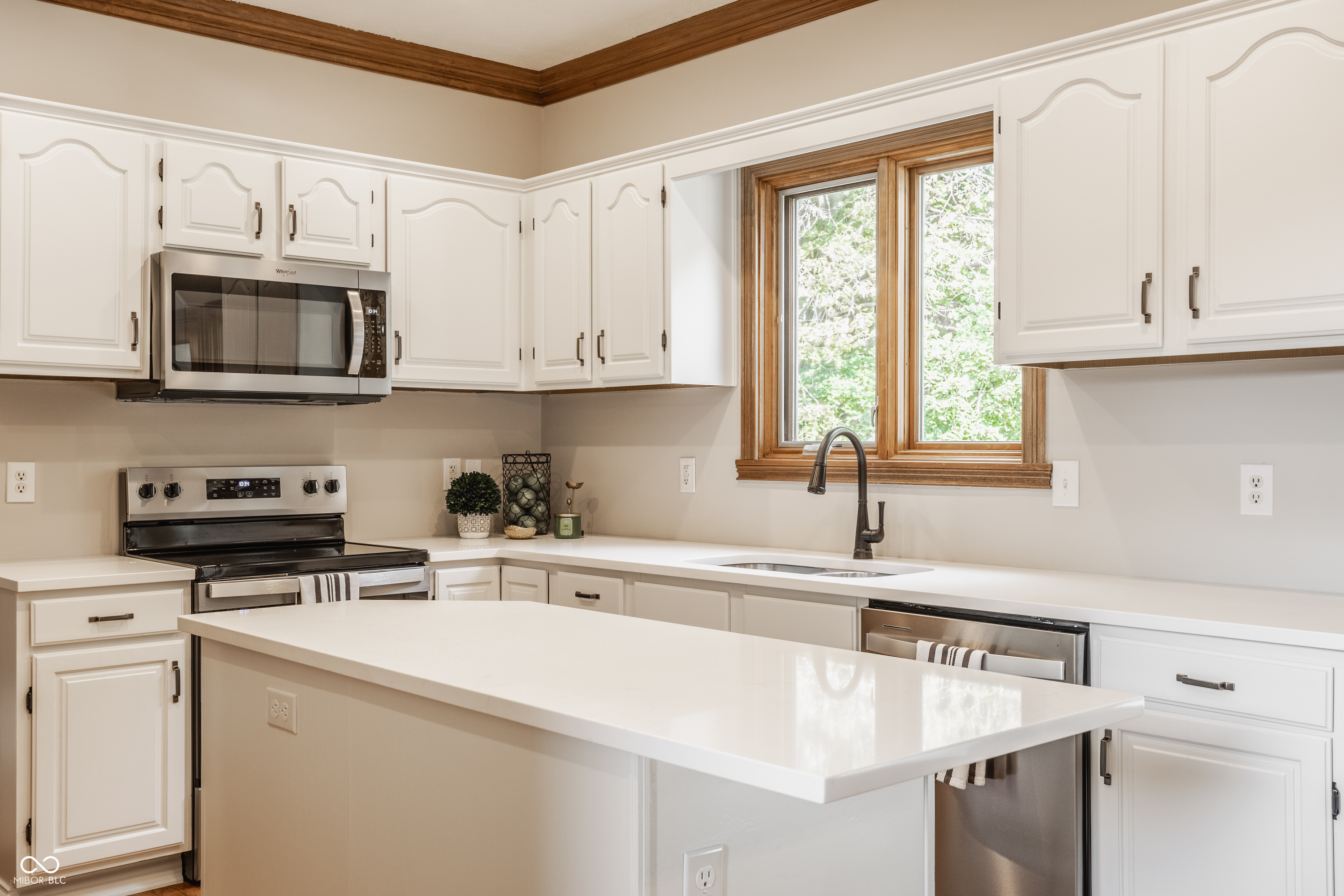 1604 Old Mill Circle Carmel, IN 46032 - Photo 14 of 44