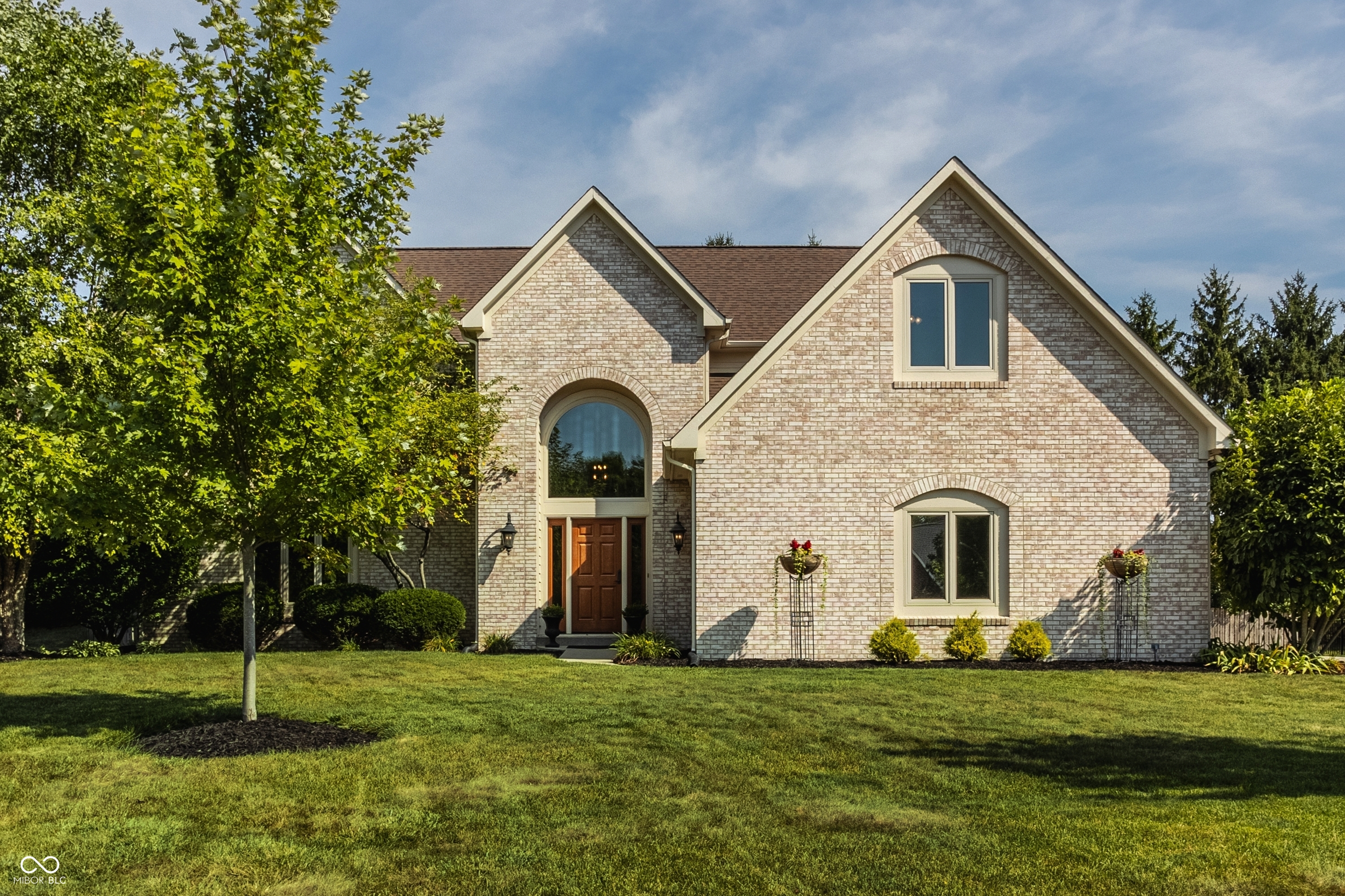 1604 Old Mill Circle Carmel, IN 46032 - Photo 2 of 44