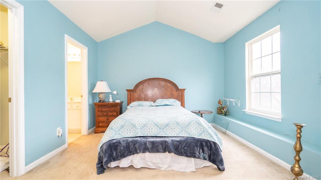 16853 Timber Crossing Road Charlotte, NC 28213 - Photo 11 of 31