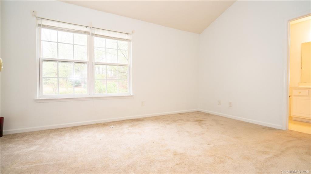 16853 Timber Crossing Road Charlotte, NC 28213 - Photo 14 of 31