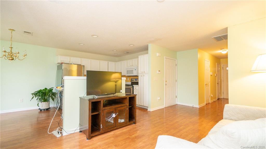 16853 Timber Crossing Road Charlotte, NC 28213 - Photo 21 of 31