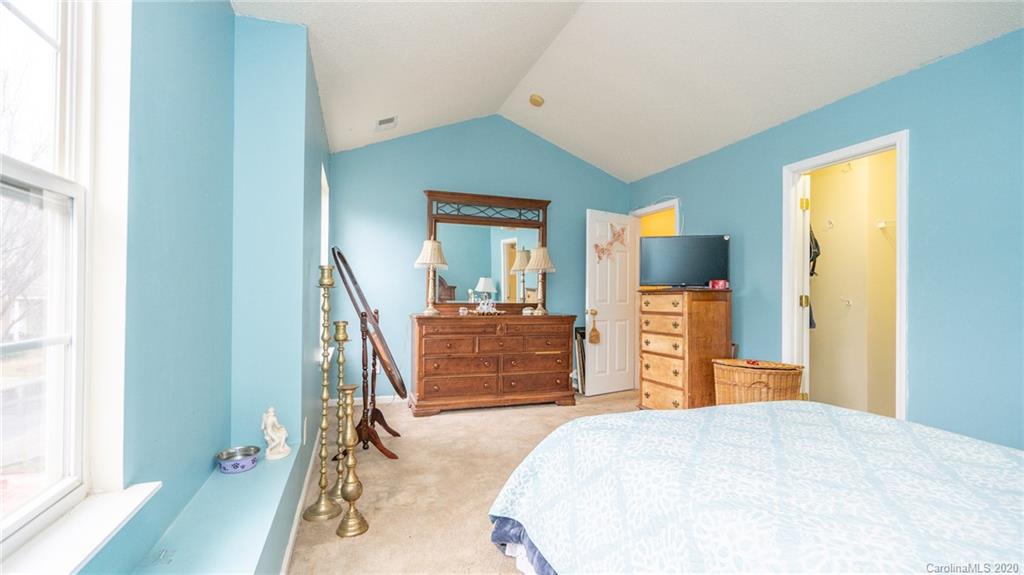 16853 Timber Crossing Road Charlotte, NC 28213 - Photo 10 of 31