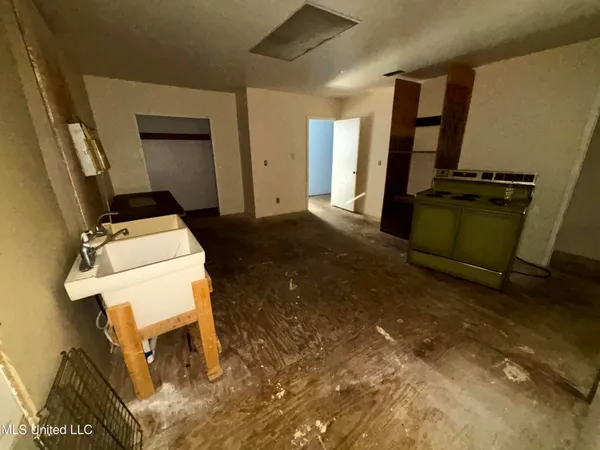 $89,000 | 29 Agnew Street, Morton, MS 39117