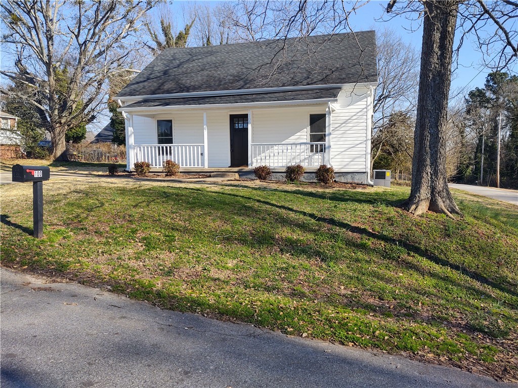 100 Cleveland Street Easley, SC 29640 - Photo 1 of 24 Gallery Image 1