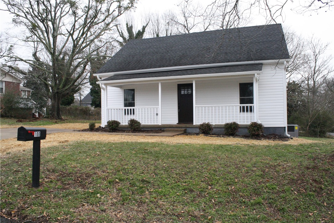 100 Cleveland Street Easley, SC 29640 - Photo 3 of 24 Gallery Image 3
