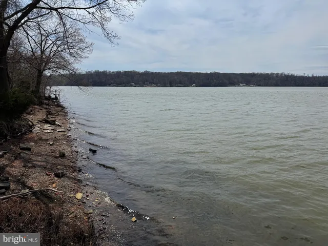 $975,000 | Shore Drive, Stafford, VA 22554