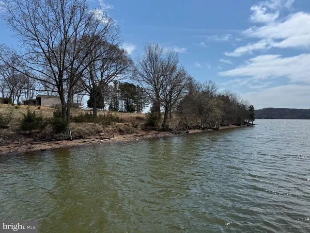 $975,000 | Shore Drive, Stafford, VA 22554