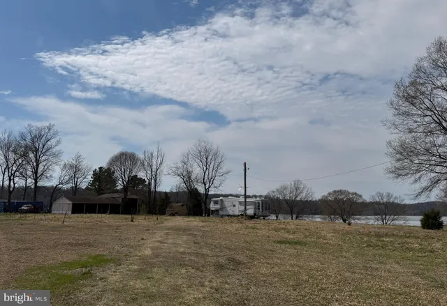 $975,000 | Shore Drive, Stafford, VA 22554