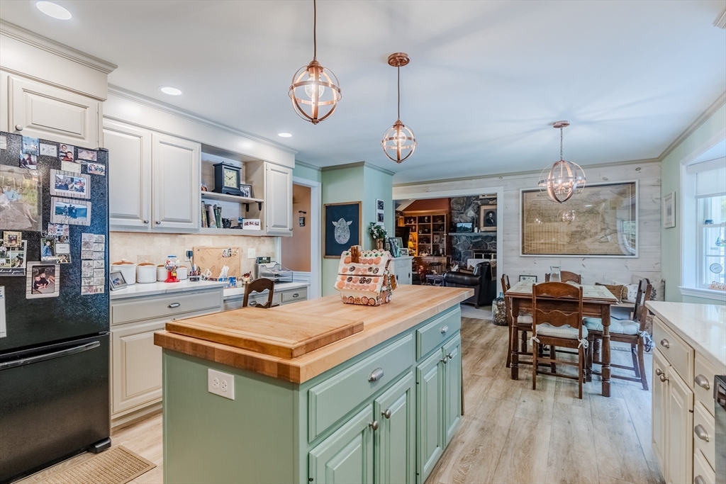 25 Stonehill Road East Longmeadow, MA 01028 - Photo 12 of 42 Gallery Image 12