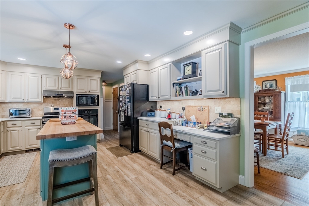 25 Stonehill Road East Longmeadow, MA 01028 - Photo 13 of 42 Gallery Image 13