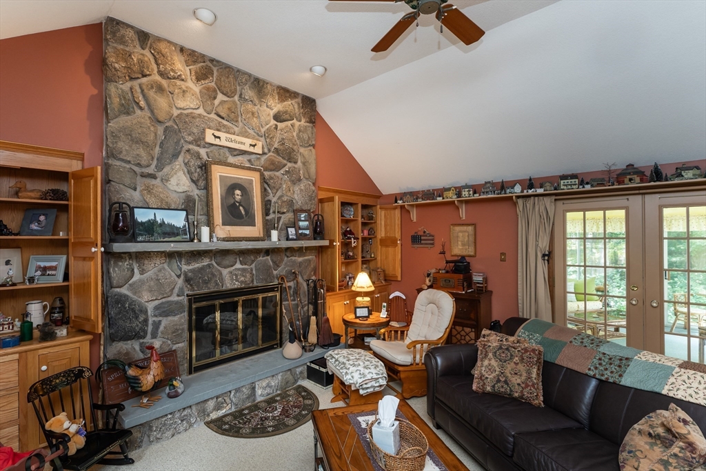 25 Stonehill Road East Longmeadow, MA 01028 - Photo 16 of 42 Gallery Image 16