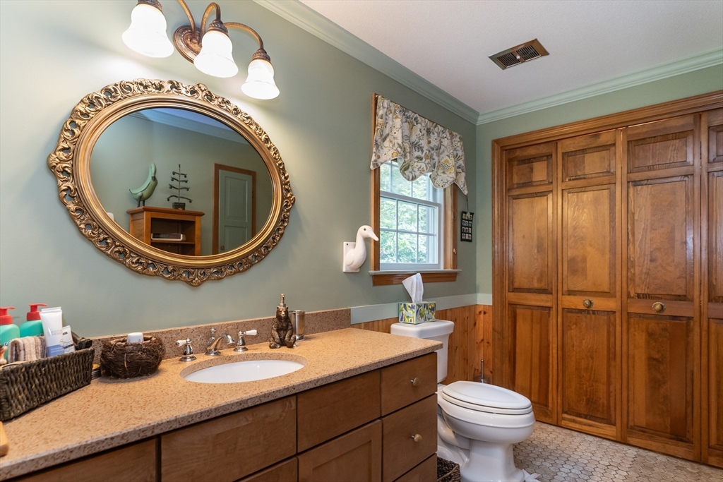 25 Stonehill Road East Longmeadow, MA 01028 - Photo 22 of 42 Gallery Image 22