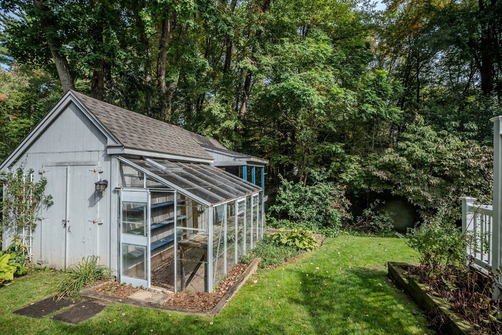 25 Stonehill Road East Longmeadow, MA 01028 - Photo 37 of 42 Gallery Image 37