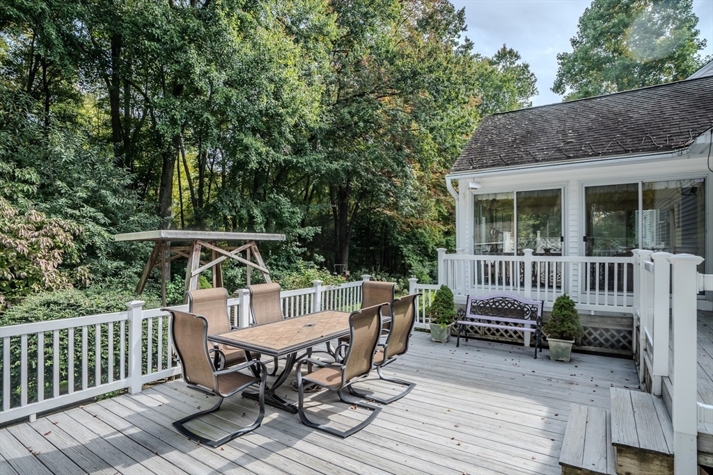 25 Stonehill Road East Longmeadow, MA 01028 - Photo 39 of 42 Gallery Image 39