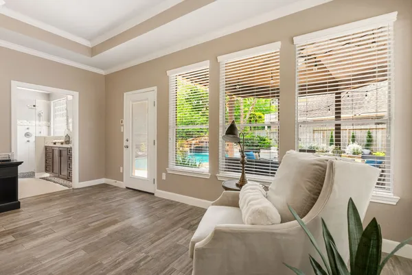 $910,000 | 11 Mirror Ridge Court, The Woodlands, TX 77382