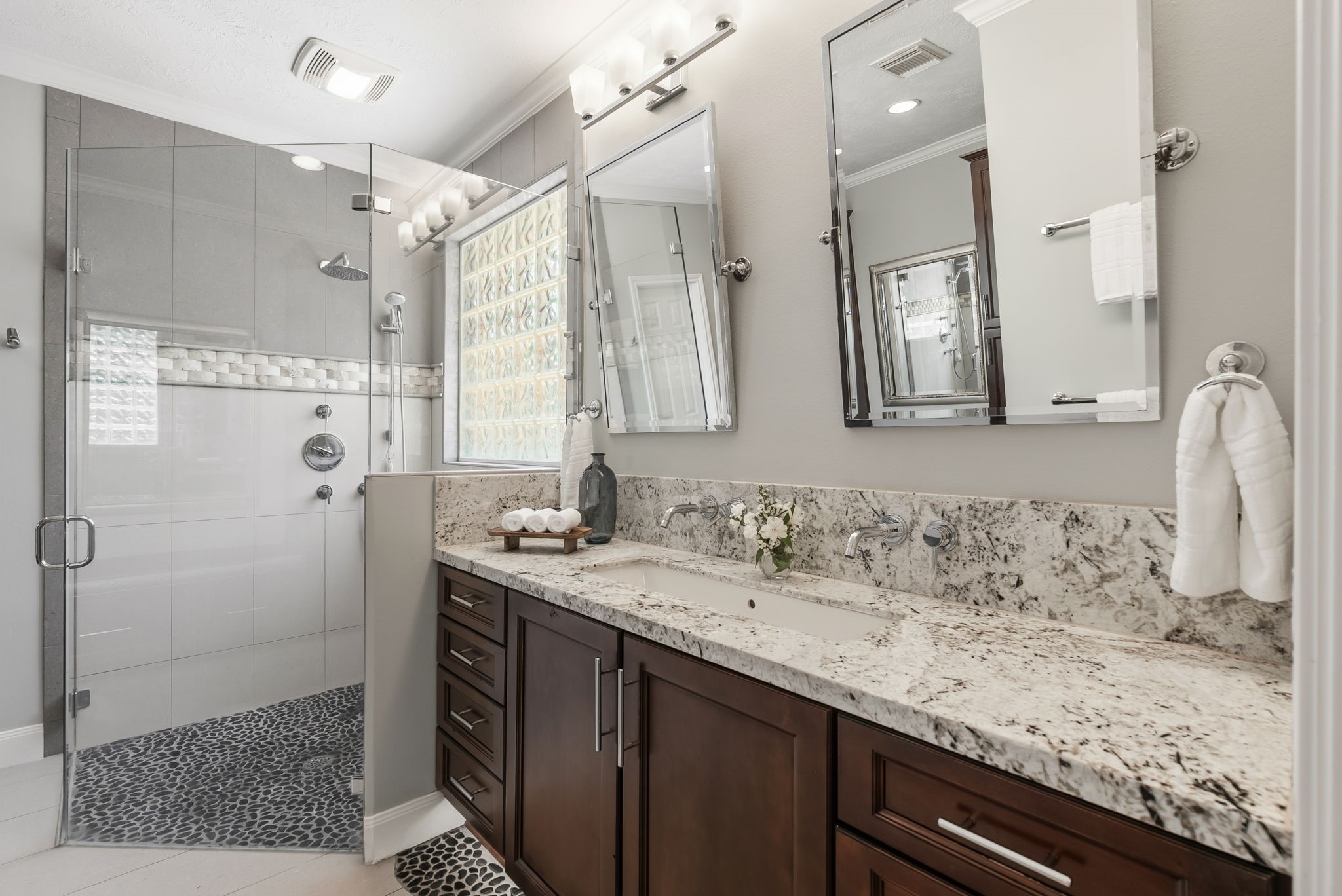 11 Mirror Ridge Court The Woodlands, TX 77382 - Photo 26 of 50