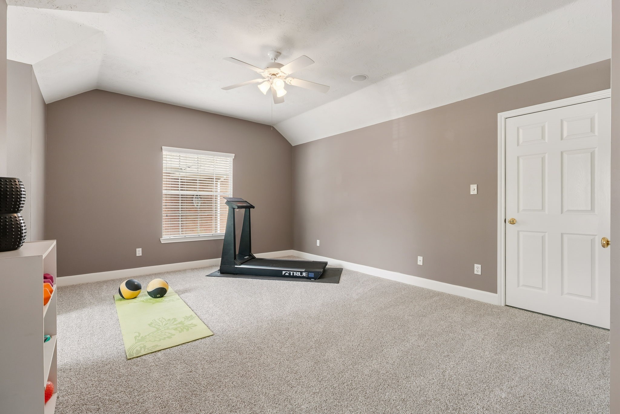 11 Mirror Ridge Court The Woodlands, TX 77382 - Photo 31 of 50