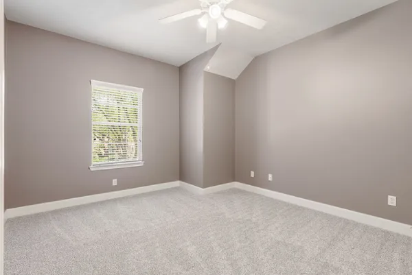 $910,000 | 11 Mirror Ridge Court, The Woodlands, TX 77382