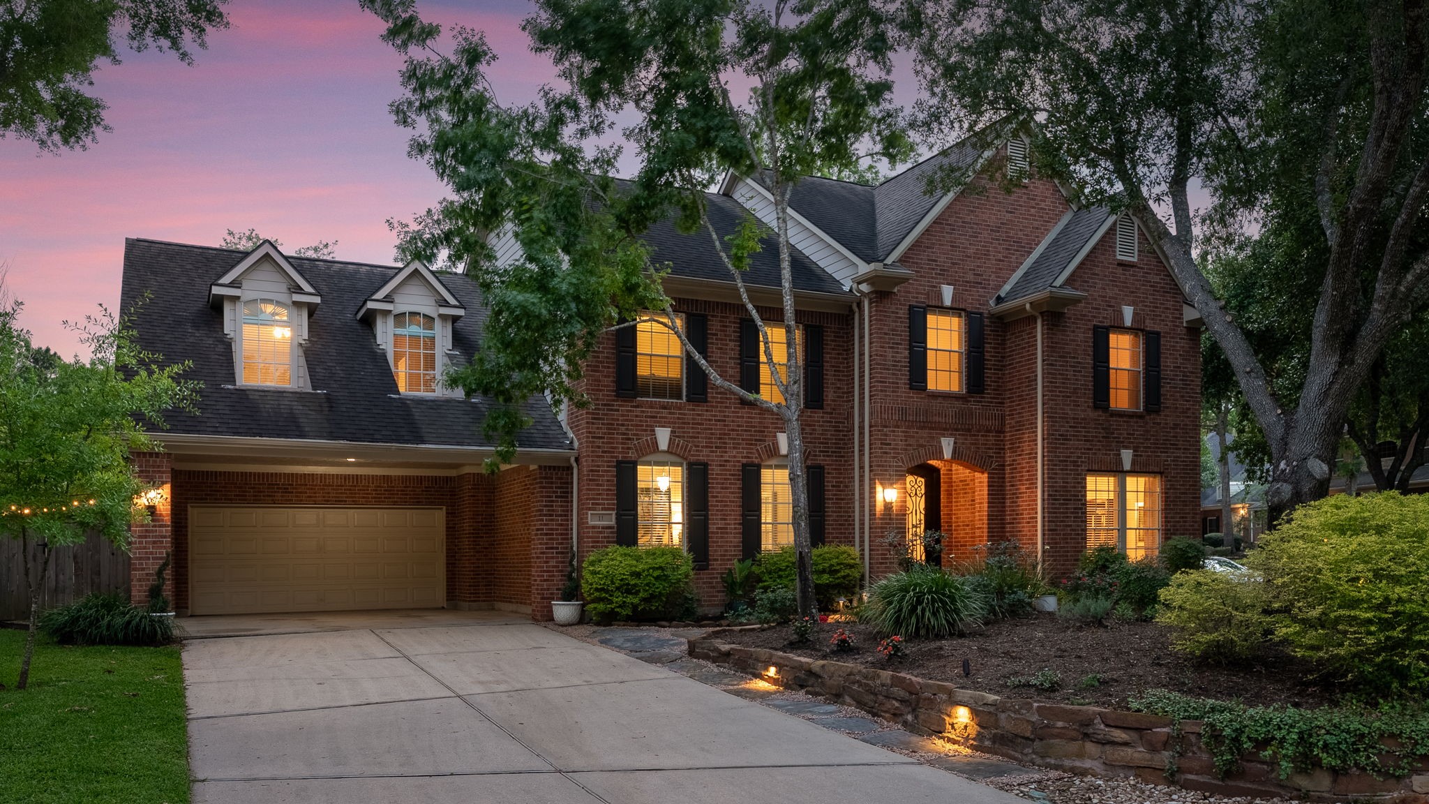 11 Mirror Ridge Court The Woodlands, TX 77382 - Photo 4 of 50