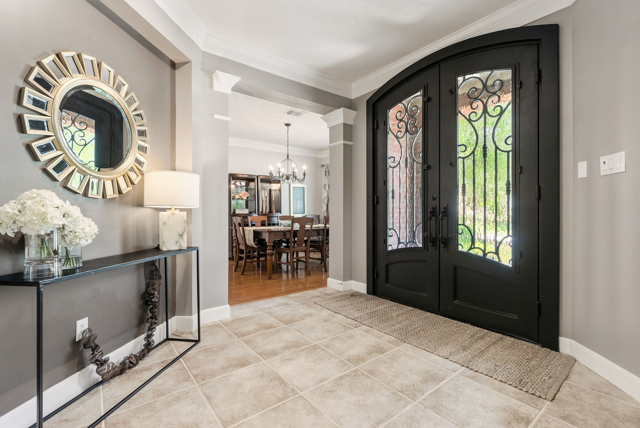 11 Mirror Ridge Court The Woodlands, TX 77382 - Photo 5 of 50