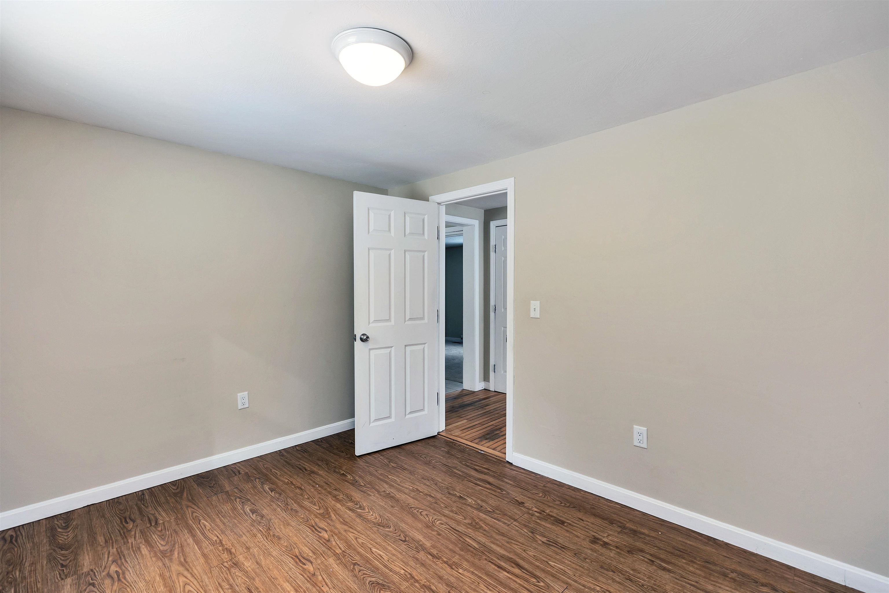 660 Rte 13 Milford, NH 03055 - Photo 12 of 45