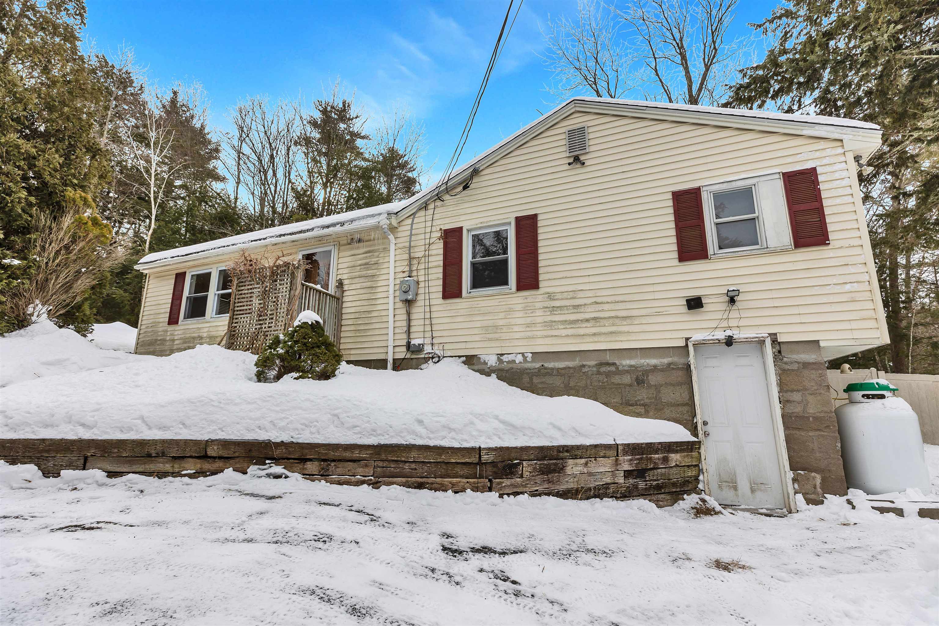 660 Rte 13 Milford, NH 03055 - Photo 2 of 45