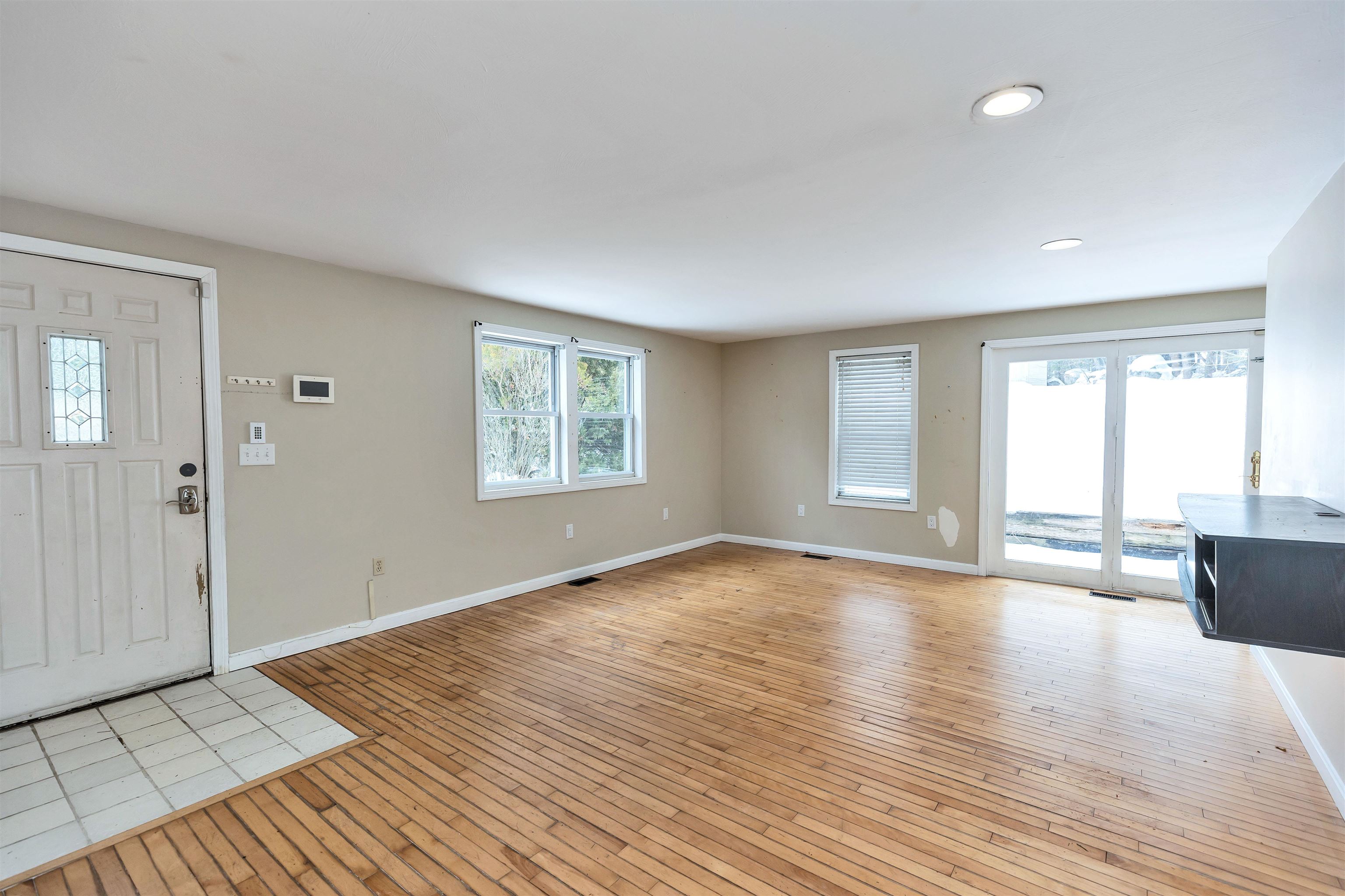 660 Rte 13 Milford, NH 03055 - Photo 5 of 45