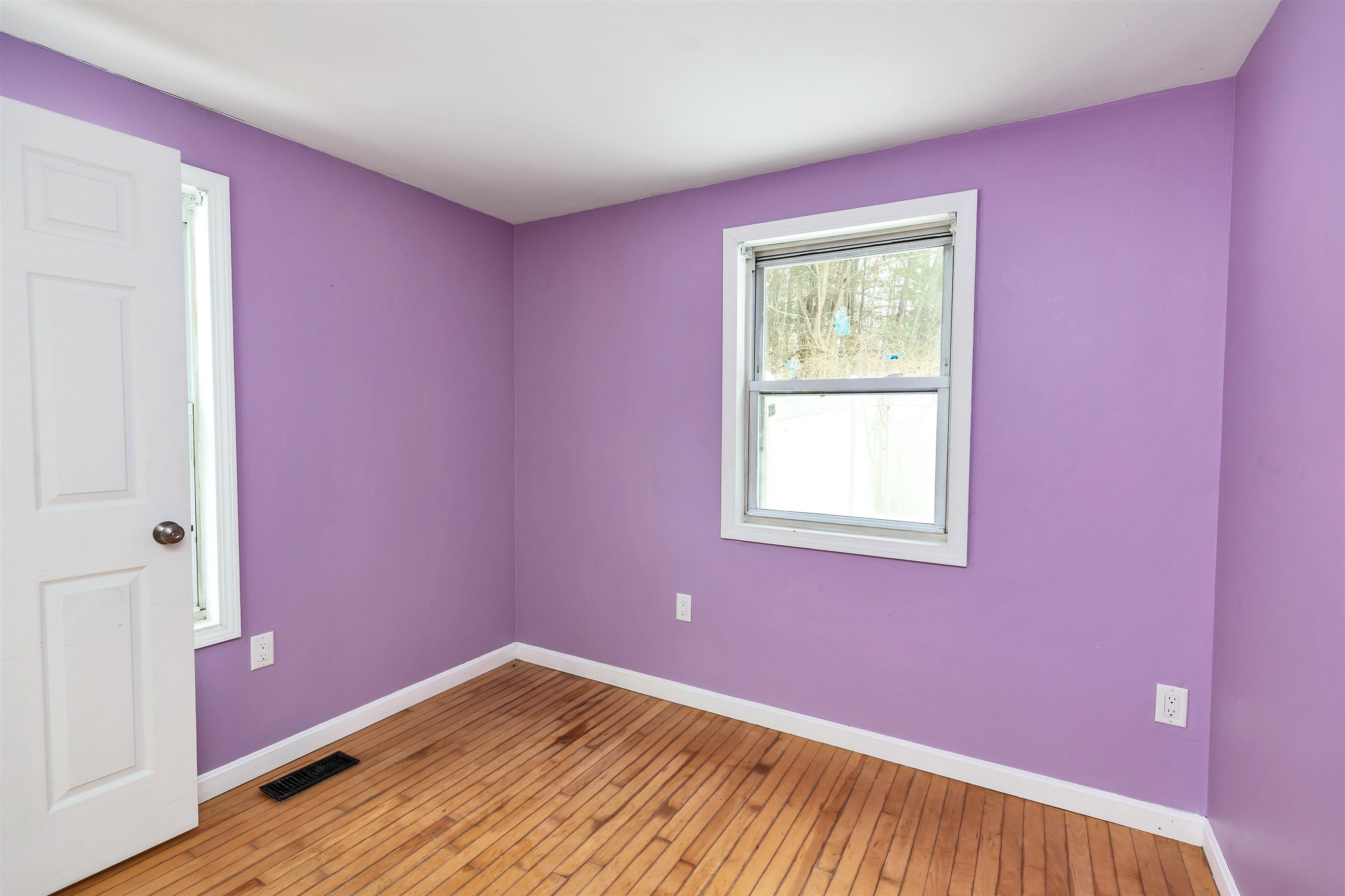 660 Rte 13 Milford, NH 03055 - Photo 10 of 45