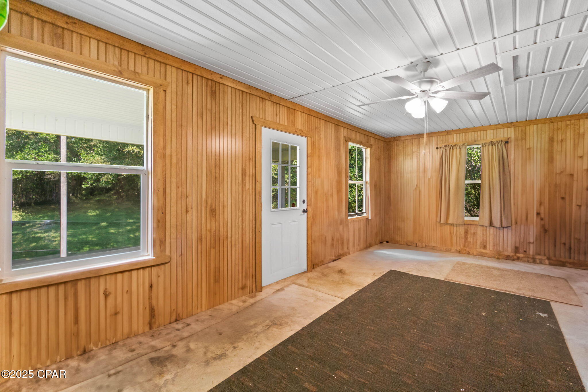 1098 Whitaker Road Graceville, FL 32440 - Photo 12 of 30 Gallery Image 12